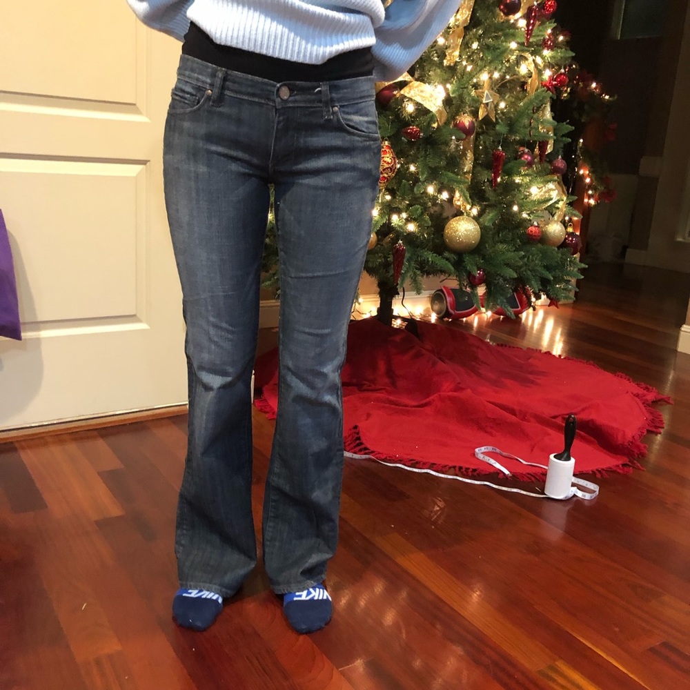 See Thru Soul “I am Dino Flare” jeans in size 27